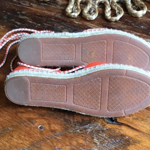 NWOT Tory Burch Lace Up Espadrilles - Picture 3 of 4